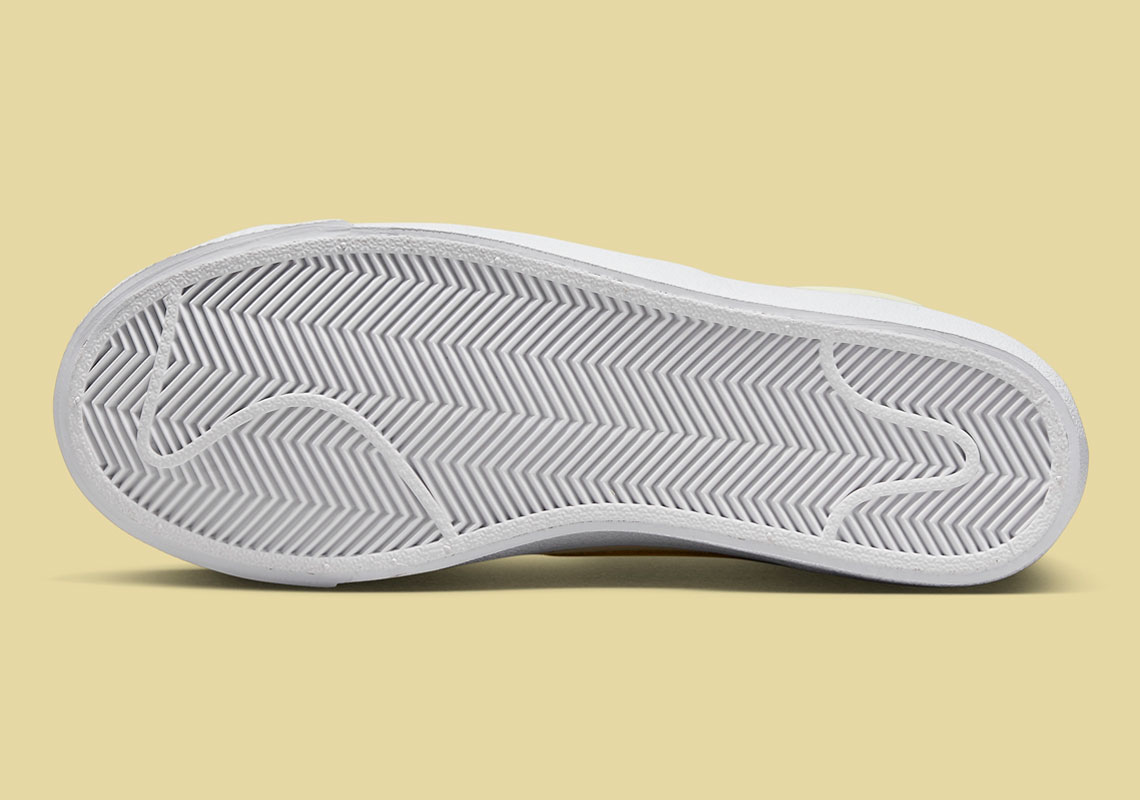 Đôi giày sneaker Nike Blazer Mid với chất liệu da màu vàng chanh - 4