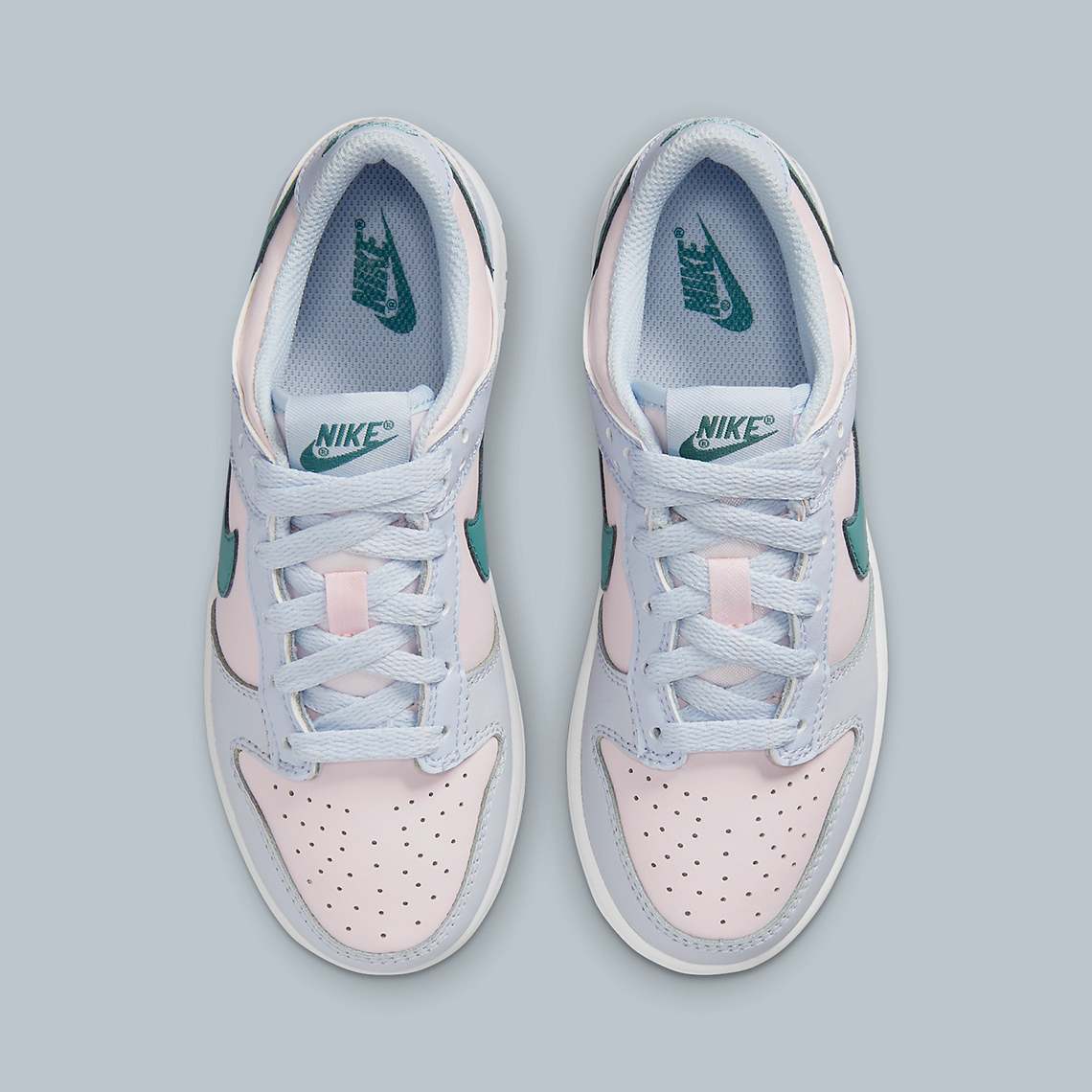 Đôi giày trẻ em Nike Dunk Low Green Blue Pink - 6