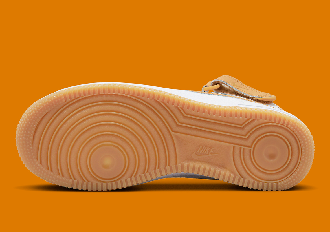 Đôi Nike Air Force 1 Mid với các điểm nhấn in hình Desert Ocher rất thú vị - 5
