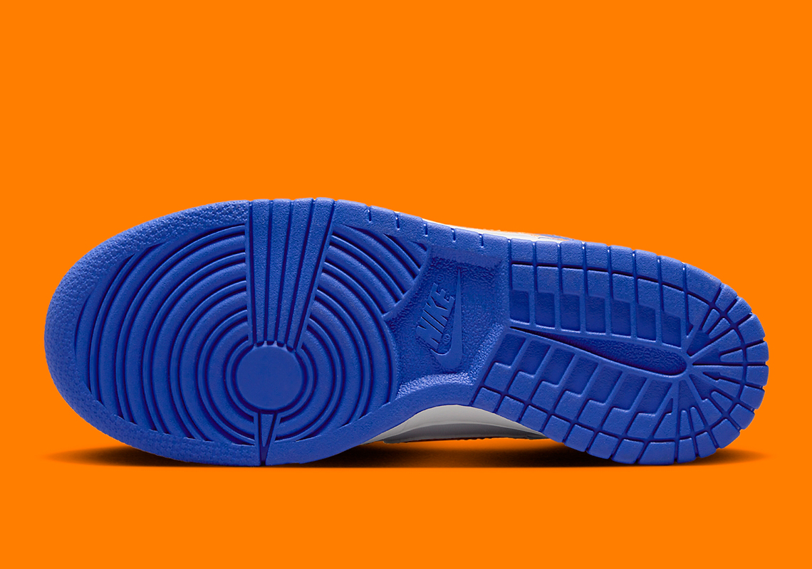 Dunks màu Knicks xuất hiện khi New York vào vòng 2 của Playoff 2023. - 6