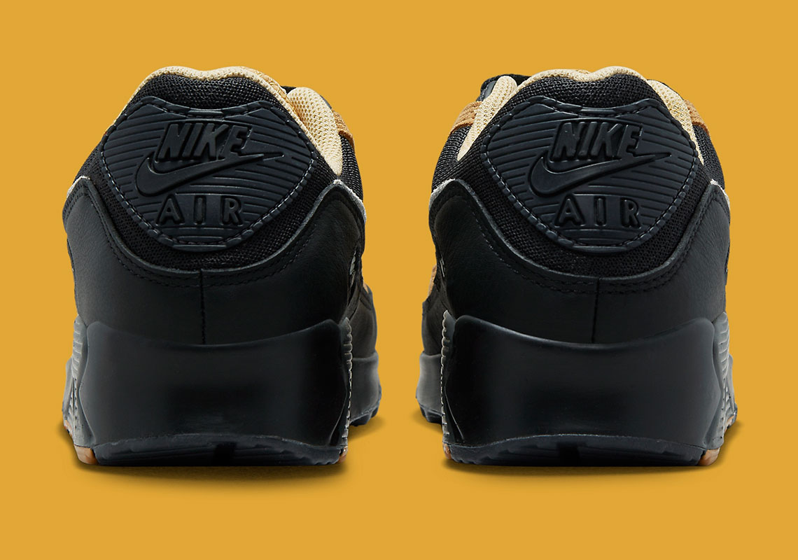 Elemental Gold' xuất hiện trong một chiếc Nike Air Max 90 màu đen tuyệt đẹp - 3