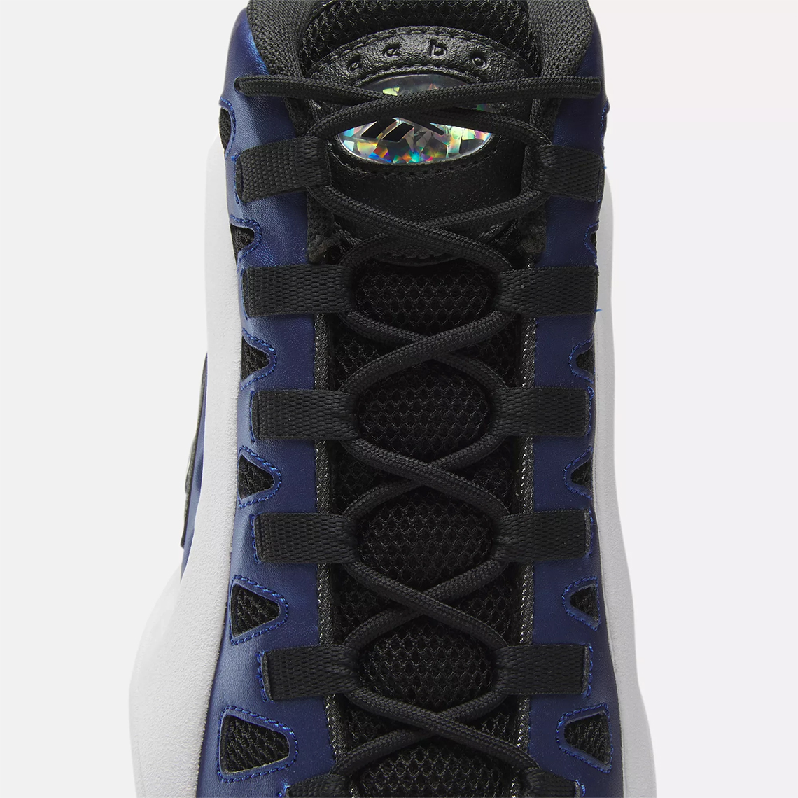 Emmitt Smith ES22: Trở Lại Cùng Phiên Bản Mới 'Club Blue' - 6