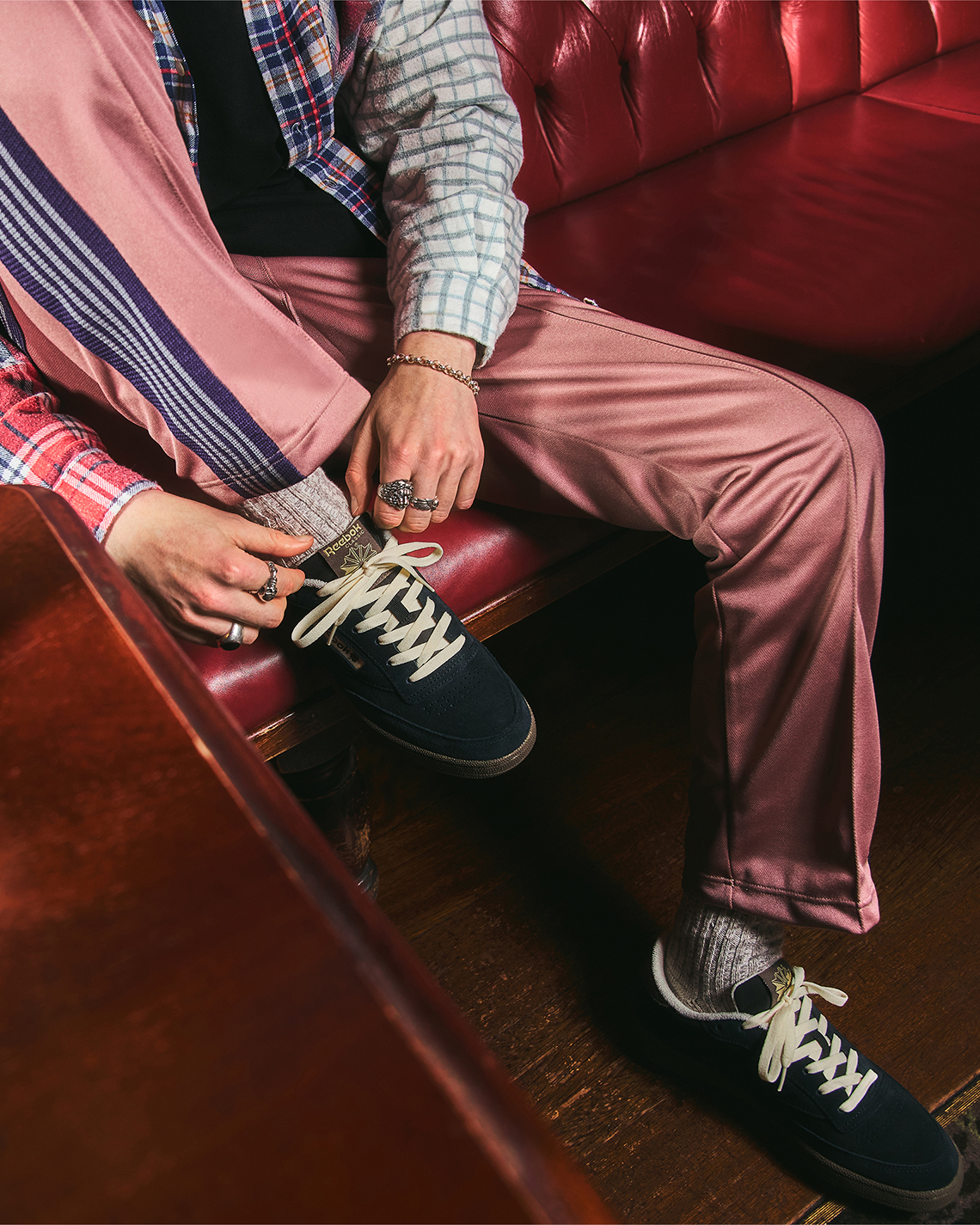 END. và Reebok hợp tác tạo ra phiên bản Stout của giày Club C để kỷ niệm St. Patrick's Day - 7