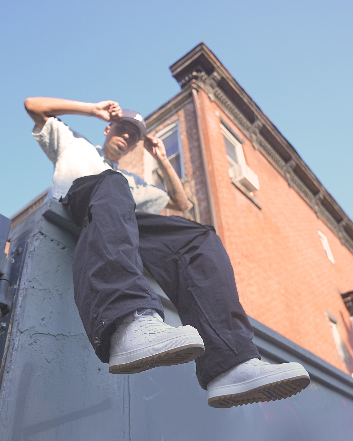 ESENES Pyro Low White - Sự Kết Hợp Nghệ Thuật Độc Đáo Trong Mẫu Giày Mới - 10