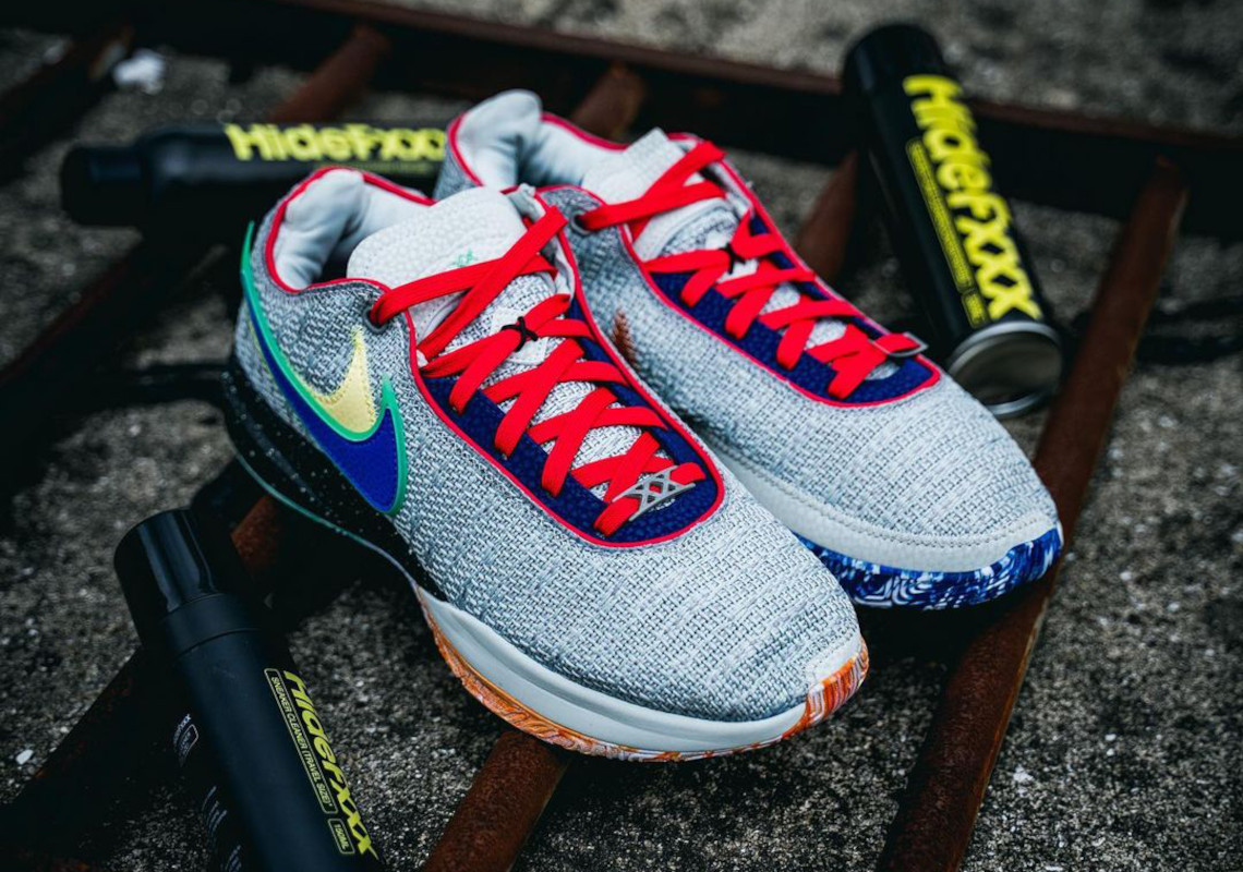 Flair Galaxy xuất hiện trở lại trên Nike Lebron 20 - 5