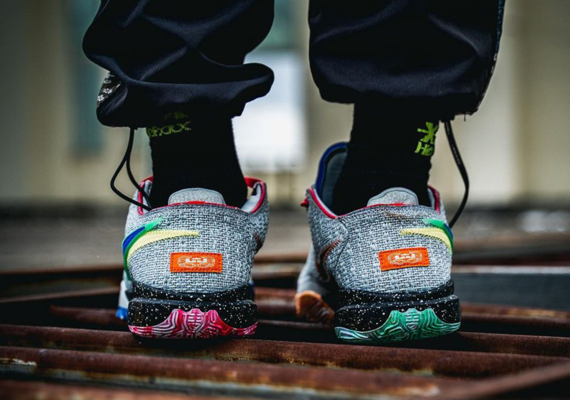 Flair Galaxy xuất hiện trở lại trên Nike Lebron 20 - 6