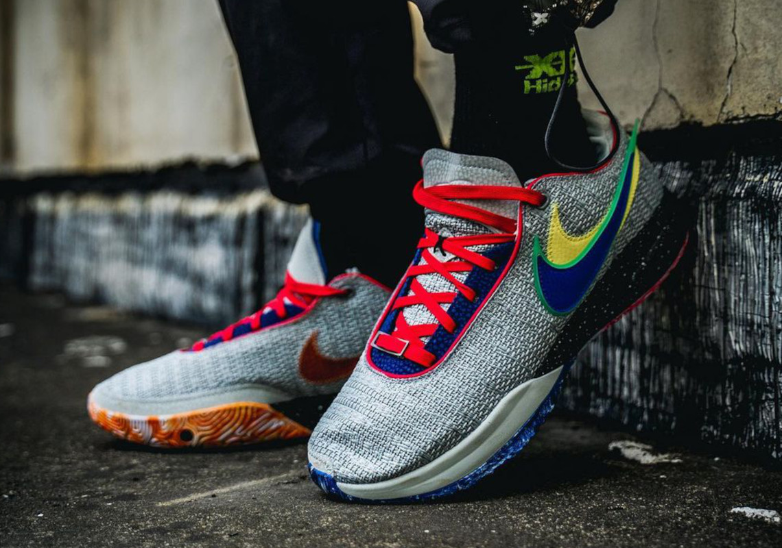 Flair Galaxy xuất hiện trở lại trên Nike Lebron 20 - 8