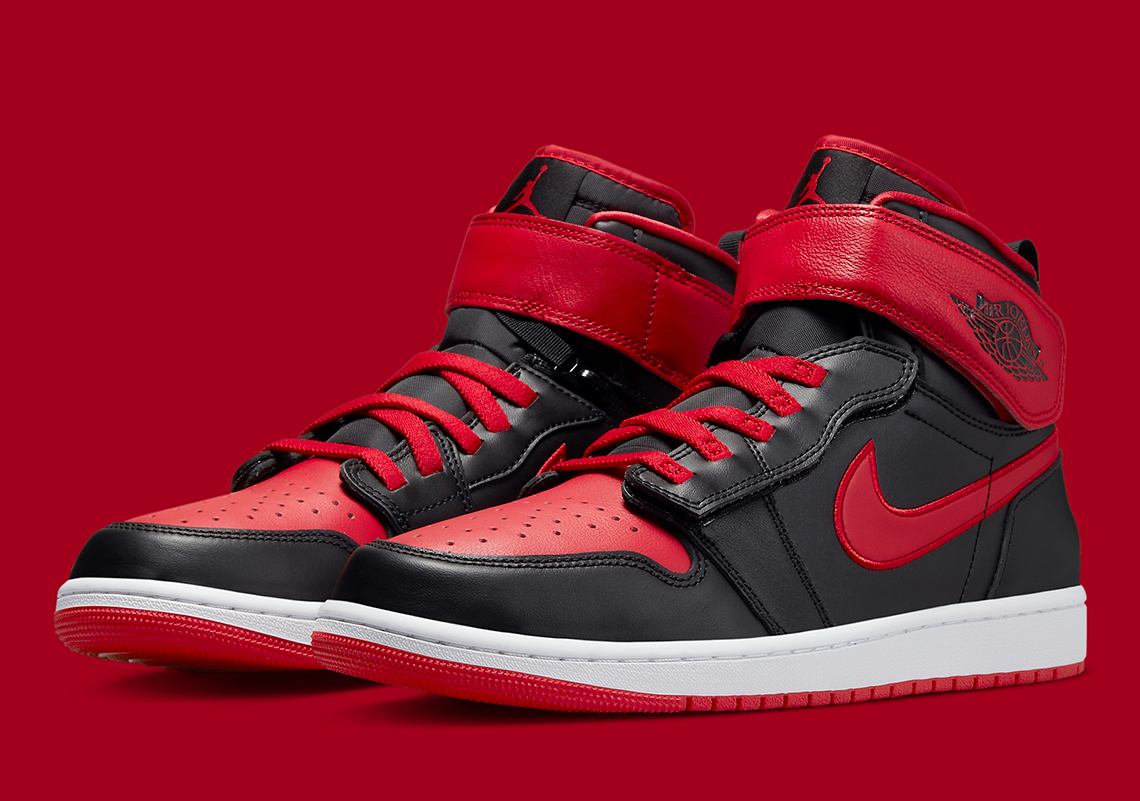 Flyease Air Jordan 1  với màu "Bred" mang tính biểu tượng