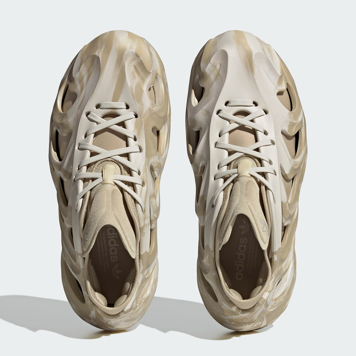 Giày adidas adiFOM Q Strata: Họa tiết trừu tượng như YEEZY MX - 9