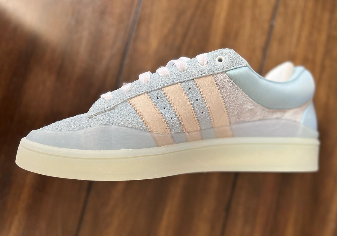 Giày adidas Campus Light của Bad Bunny xuất hiện với chi tiết Blue Tint - 5