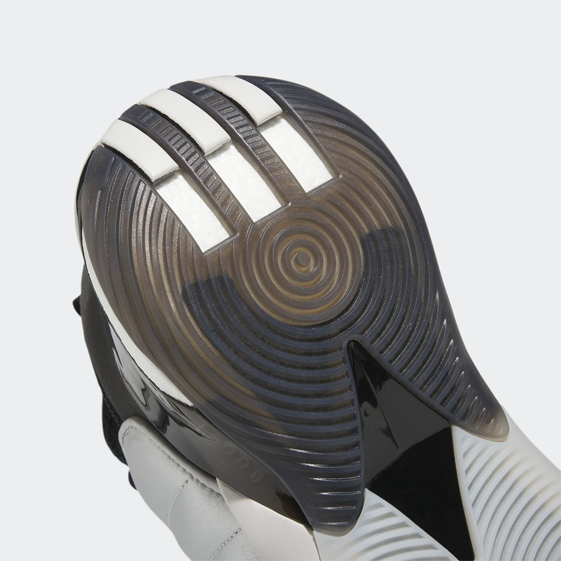 Giày adidas Harden Vol 7 nhận được một chiếc áo khoác bạc ánh kim lung linh - 10