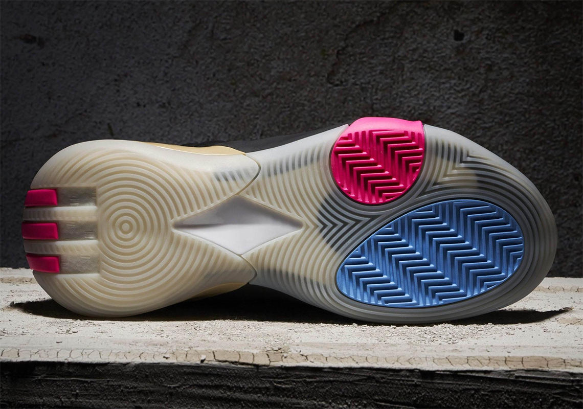 Giày adidas Harden Vol. 7 ra mắt với gam màu chủ đạo dựa trên đội bóng 76ers - 3