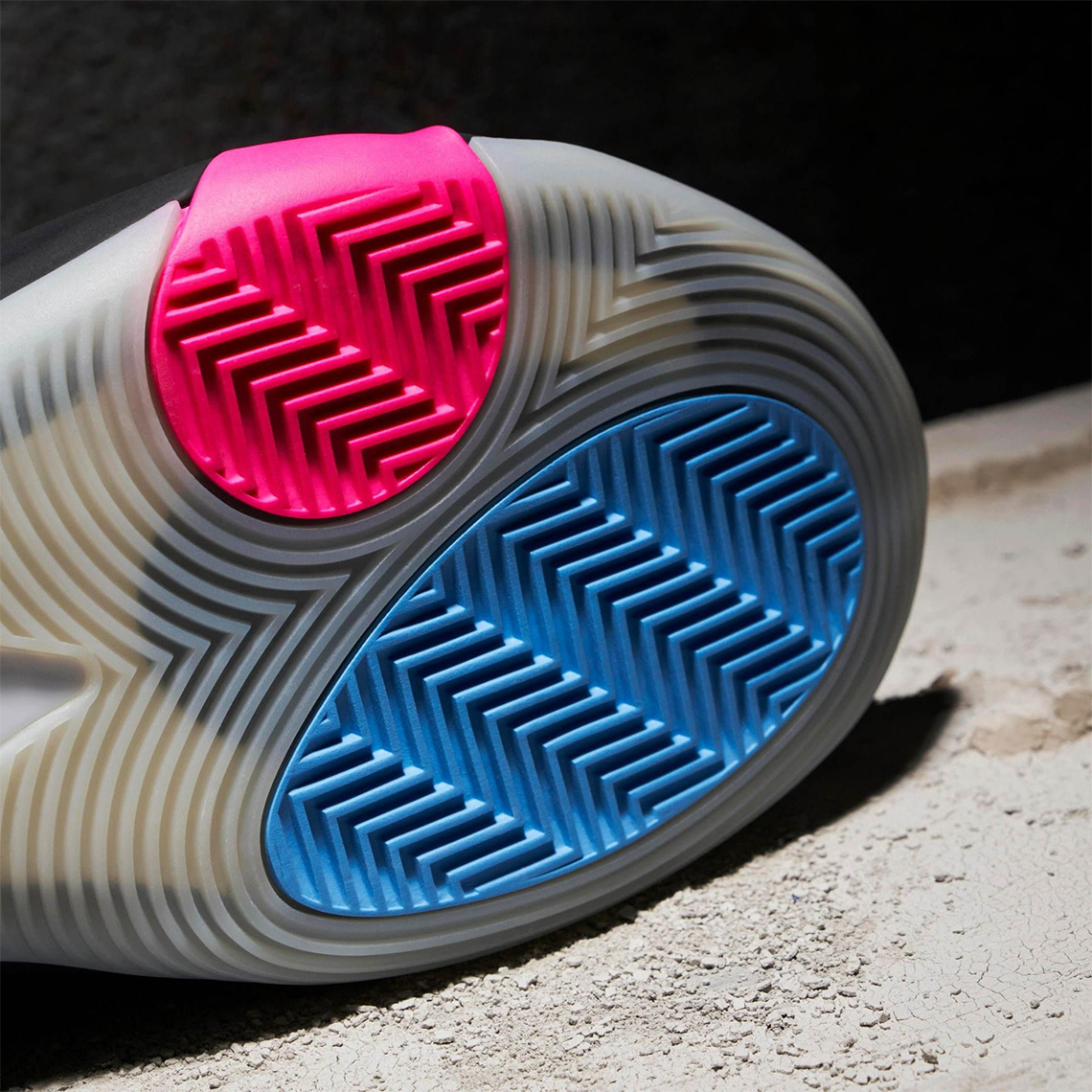 Giày adidas Harden Vol. 7 ra mắt với gam màu chủ đạo dựa trên đội bóng 76ers - 7