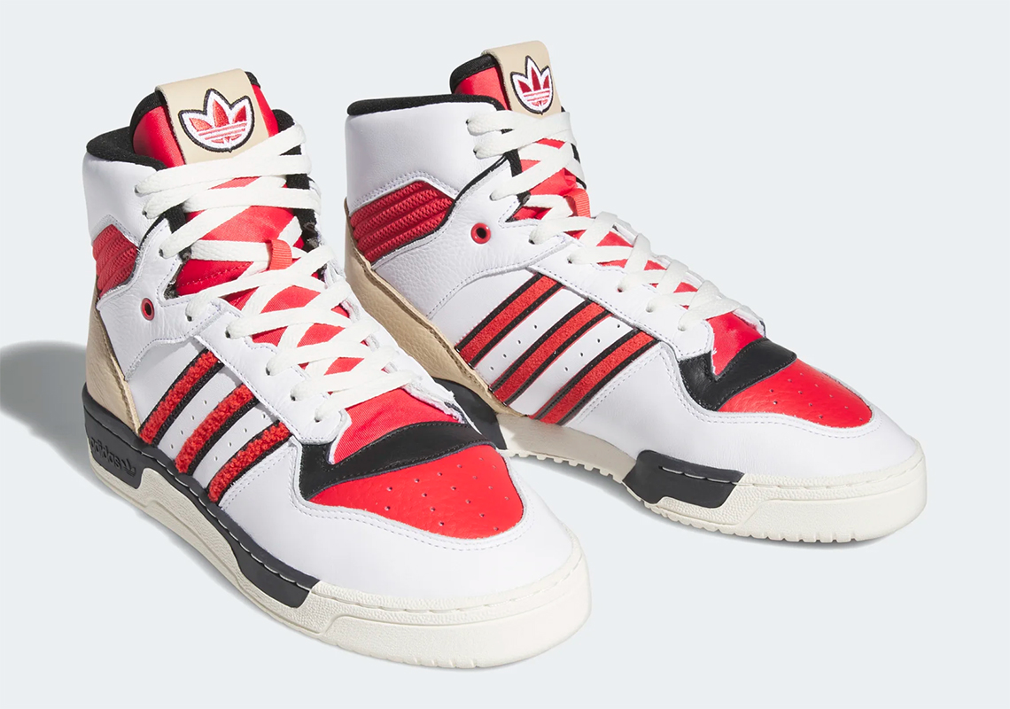 Giày adidas Rivalry Hi phiên bản mới kết hợp màu Chicago - 1