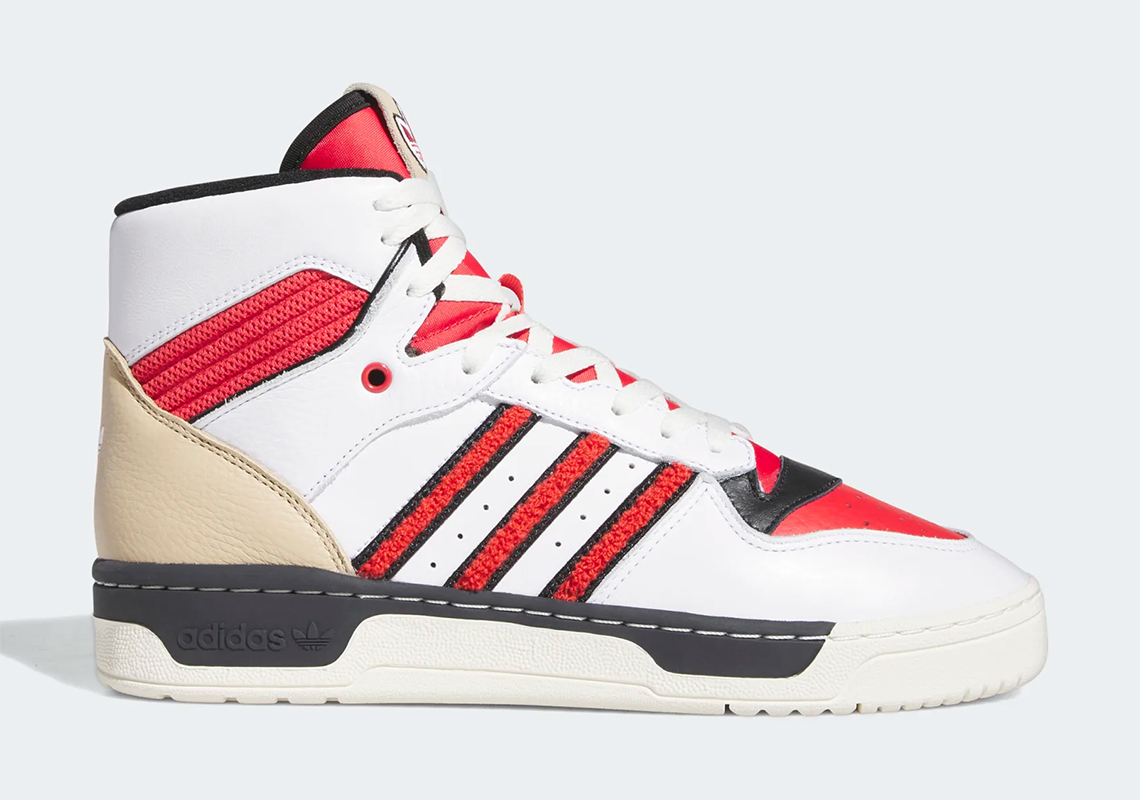 Giày adidas Rivalry Hi phiên bản mới kết hợp màu Chicago - 2