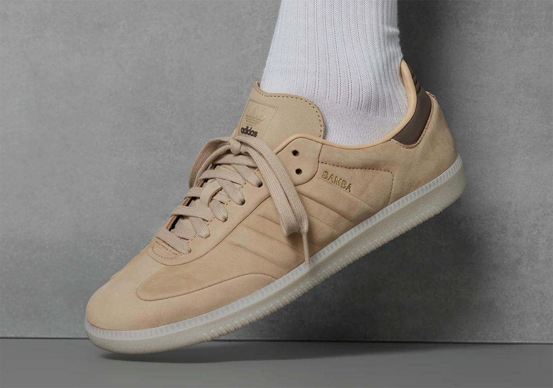 Giày adidas Samba Molded Suede: Sự kết hợp màu sắc độc đáo và chất liệu mới - 11