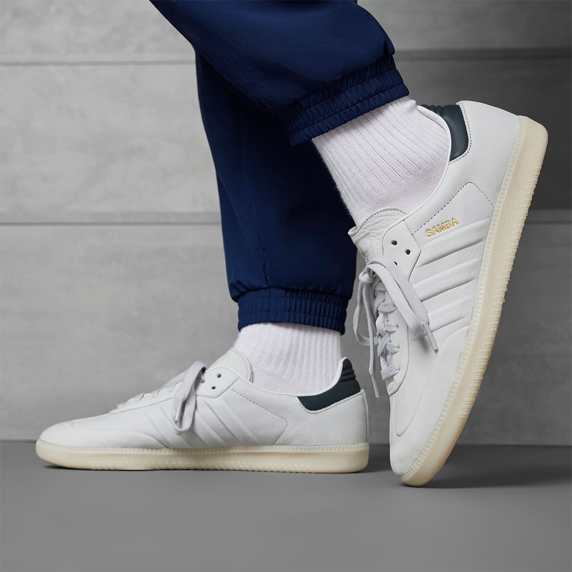 Giày adidas Samba Molded Suede: Sự kết hợp màu sắc độc đáo và chất liệu mới - 21