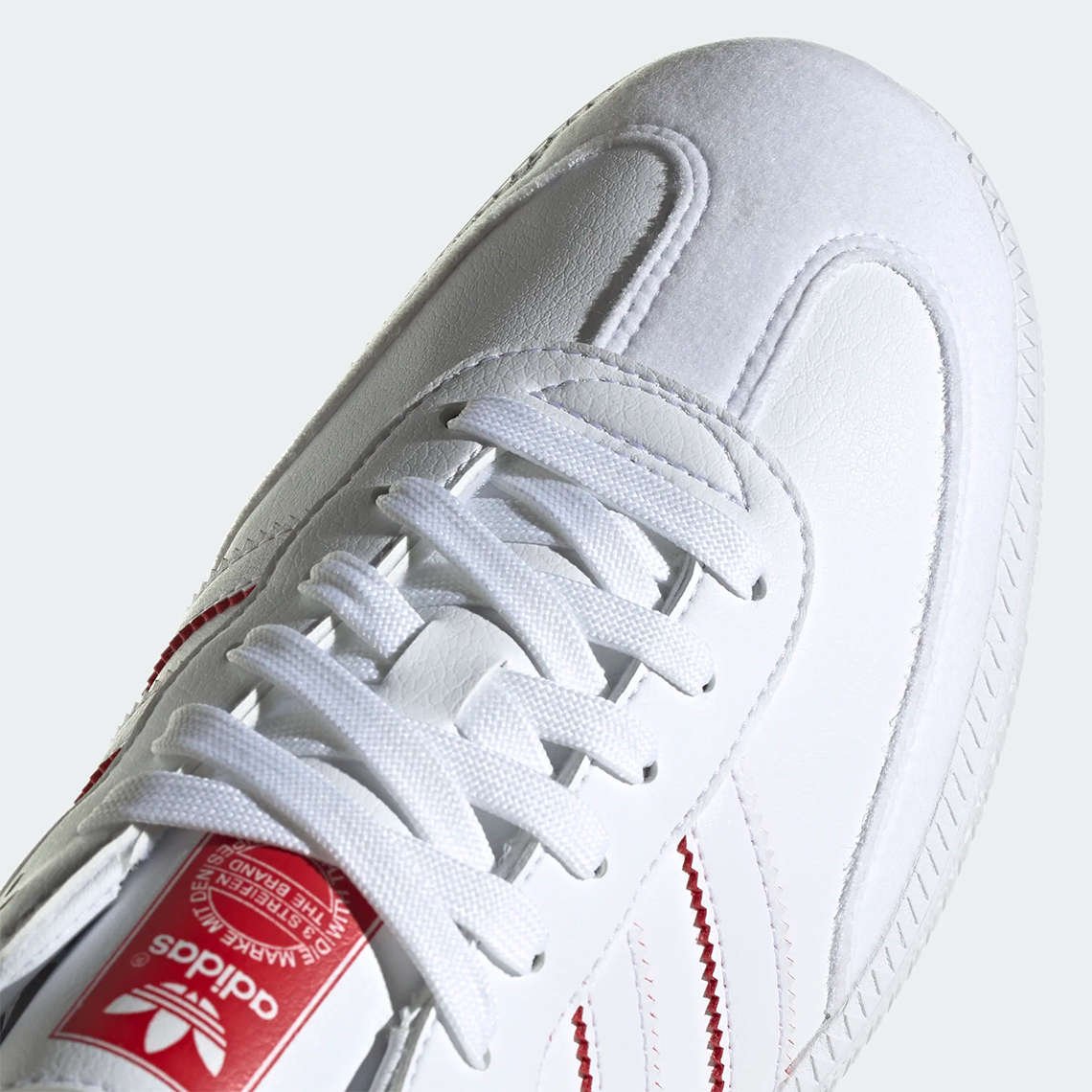 Giày adidas Samba Vegan Mickey và Minnie Mouse của Disney kỷ niệm 100 năm thành lập bằng vật liệu thân thiện động vật. - 12