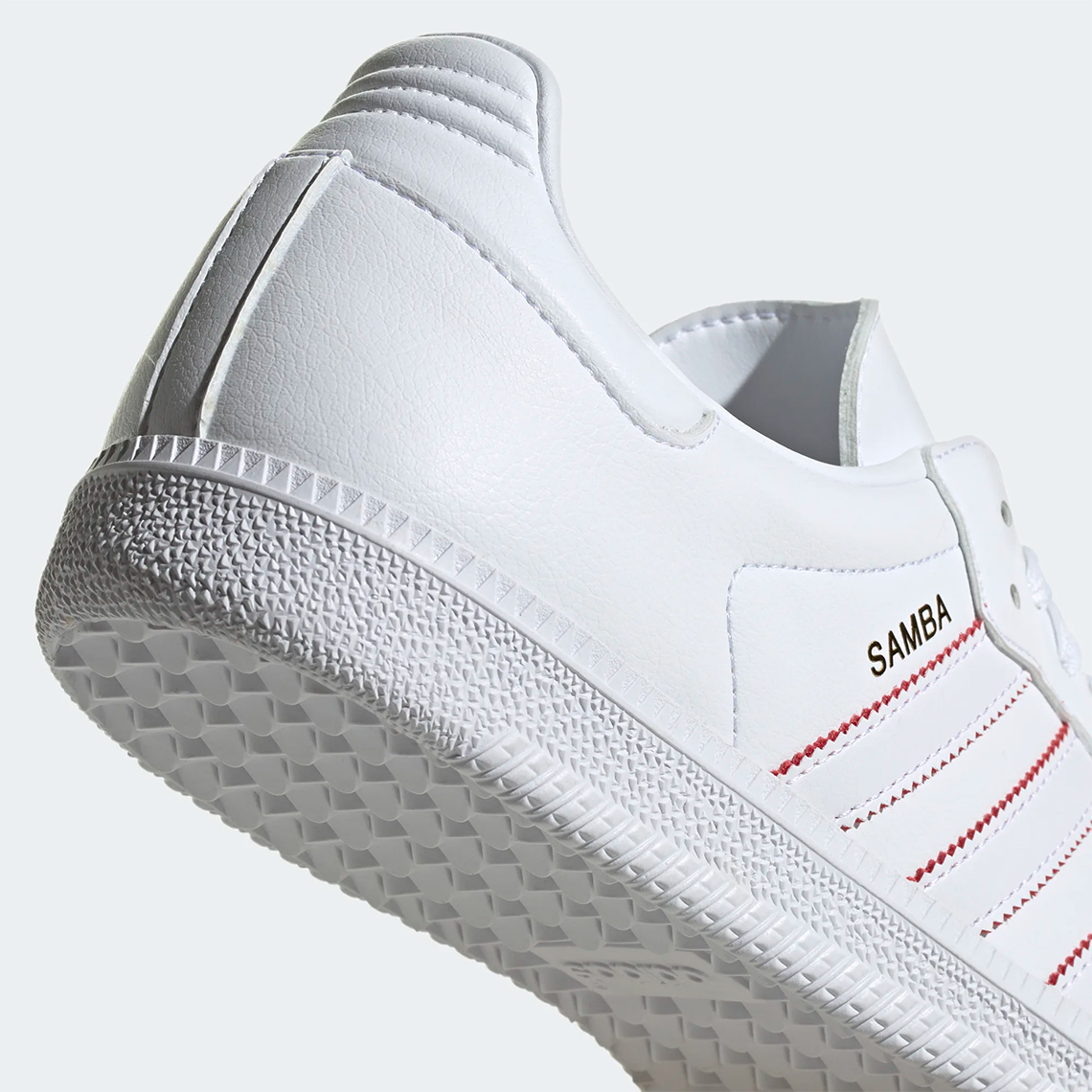 Giày adidas Samba Vegan Mickey và Minnie Mouse của Disney kỷ niệm 100 năm thành lập bằng vật liệu thân thiện động vật. - 13