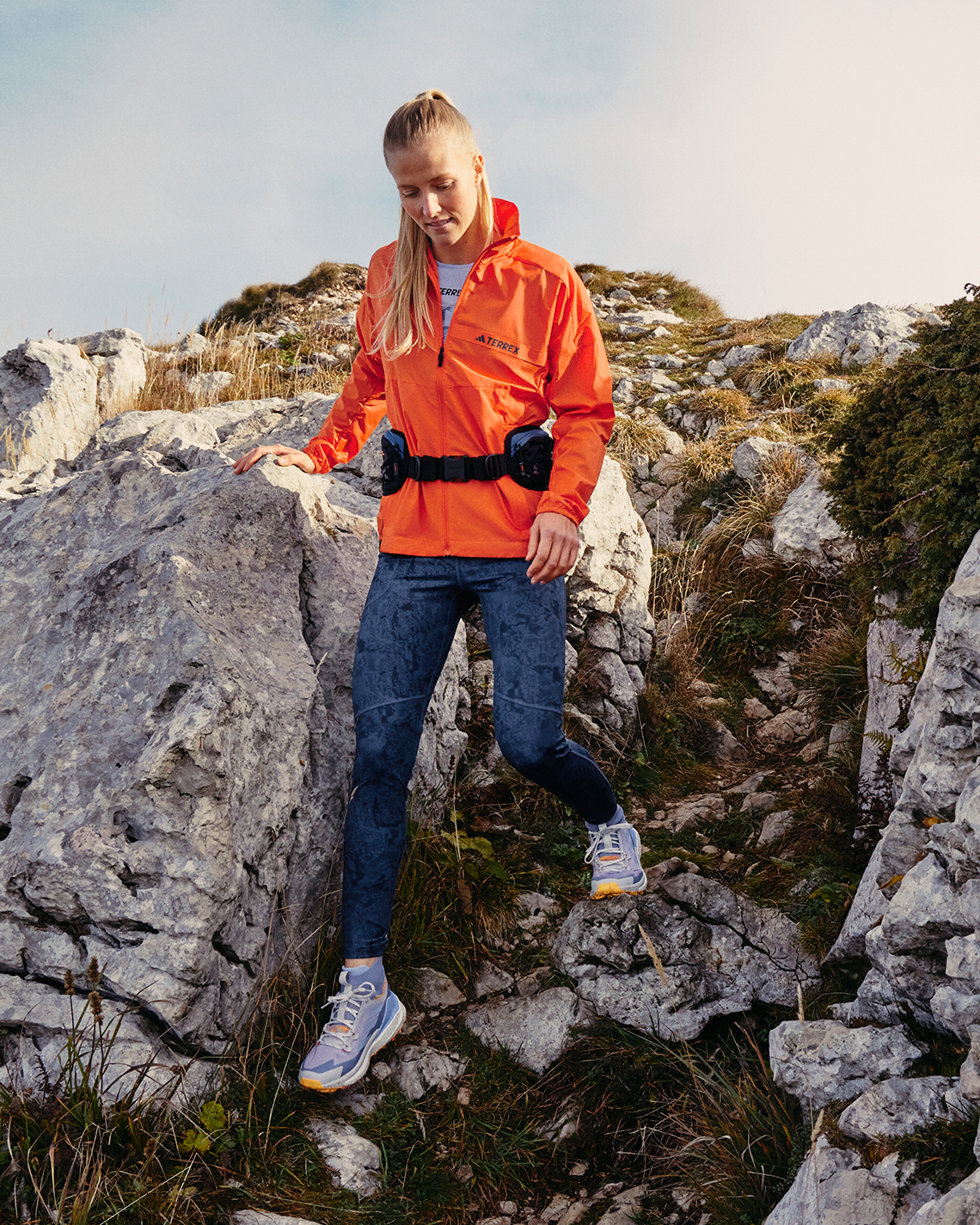 Giày adidas Terrex Free Hiker 2.0 Blue Dawn/Silver Purple sẽ được phát hành vào ngày 22/4 - 4