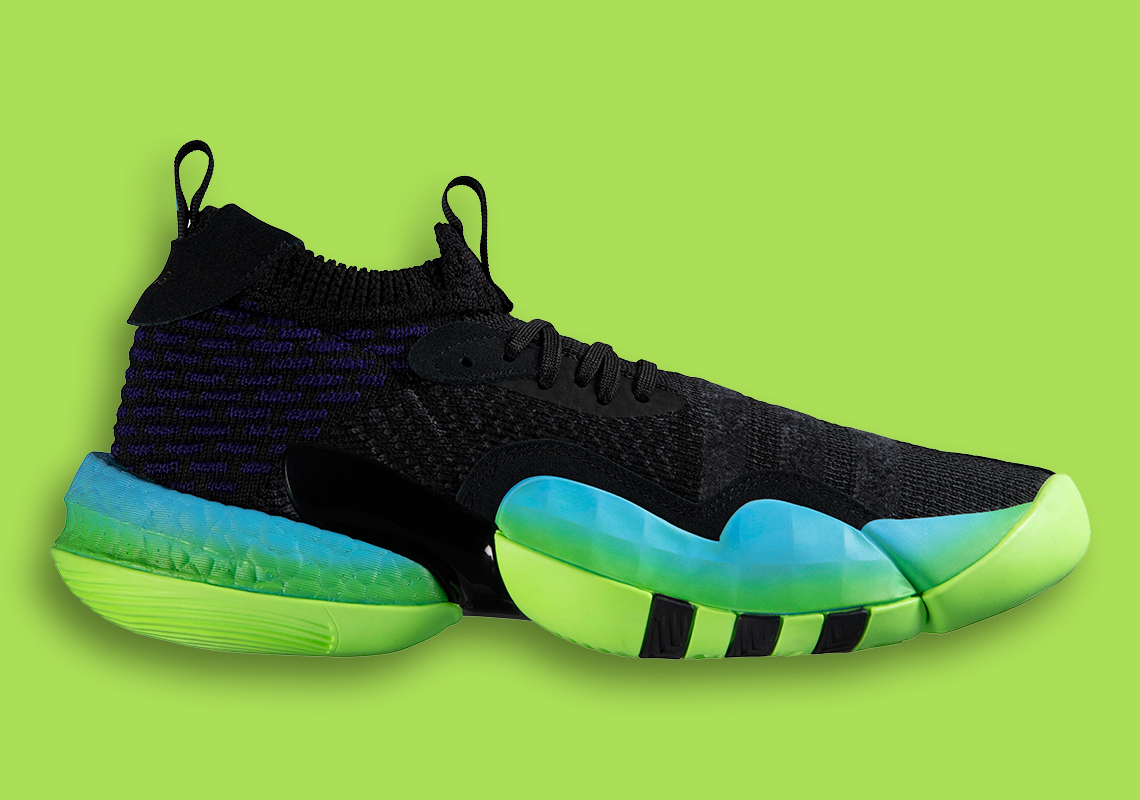 Giày Adidas tiếp theo của Trae Young được lấy cảm hứng một phần từ mẫu Adilette Slides - 3