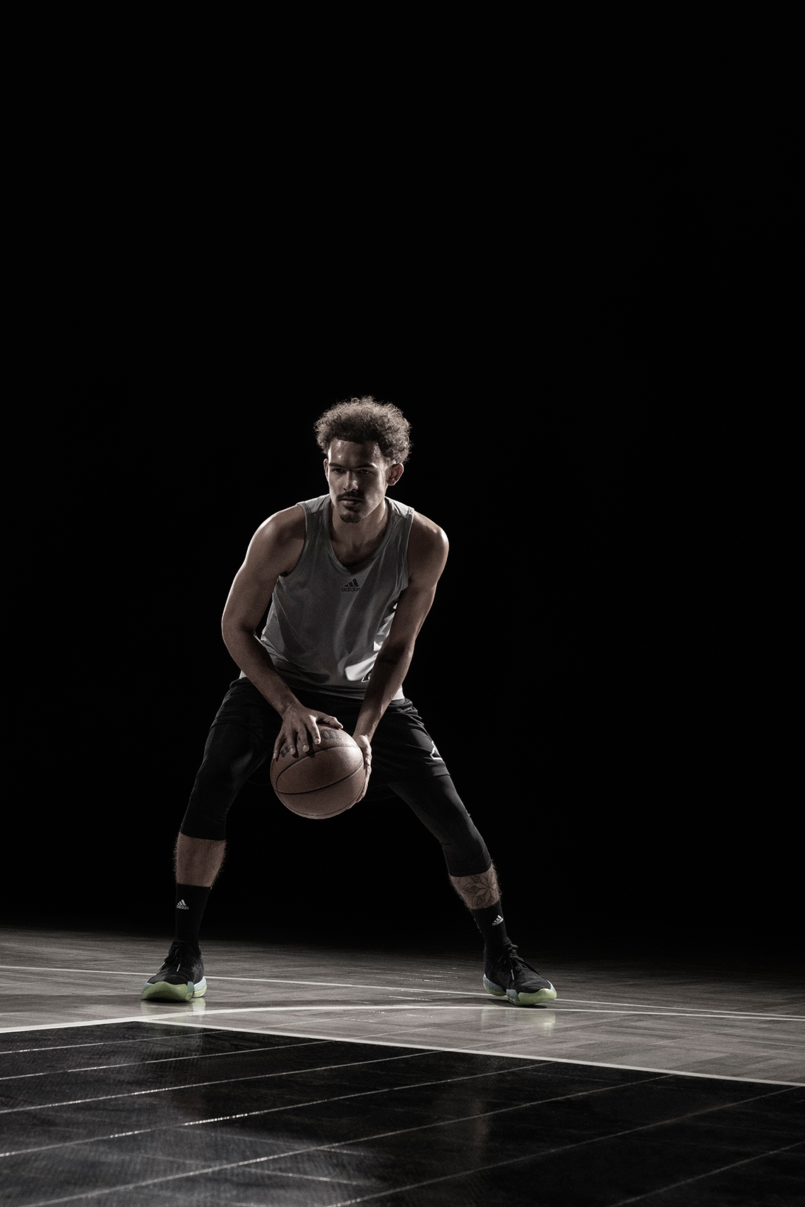 Giày Adidas tiếp theo của Trae Young được lấy cảm hứng một phần từ mẫu Adilette Slides - 8