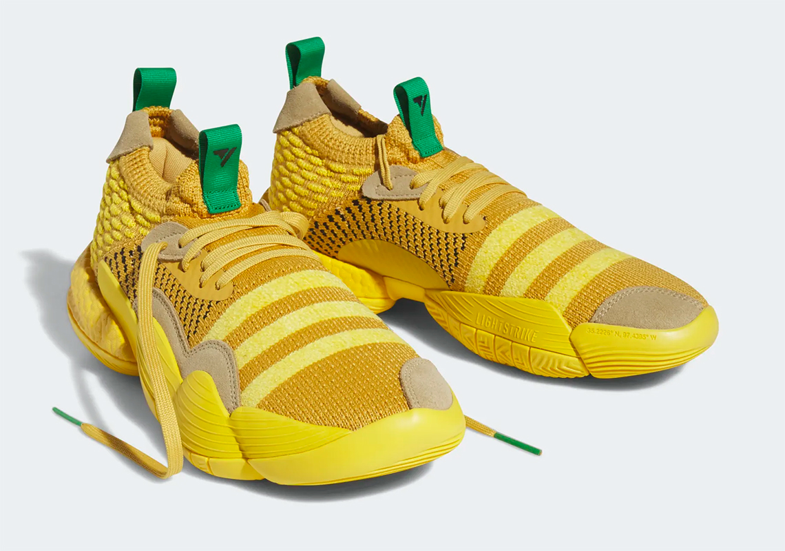 Giày adidas Trae Young 2 Almost Yellow: Sự kết hợp màu sắc táo bạo. - 1