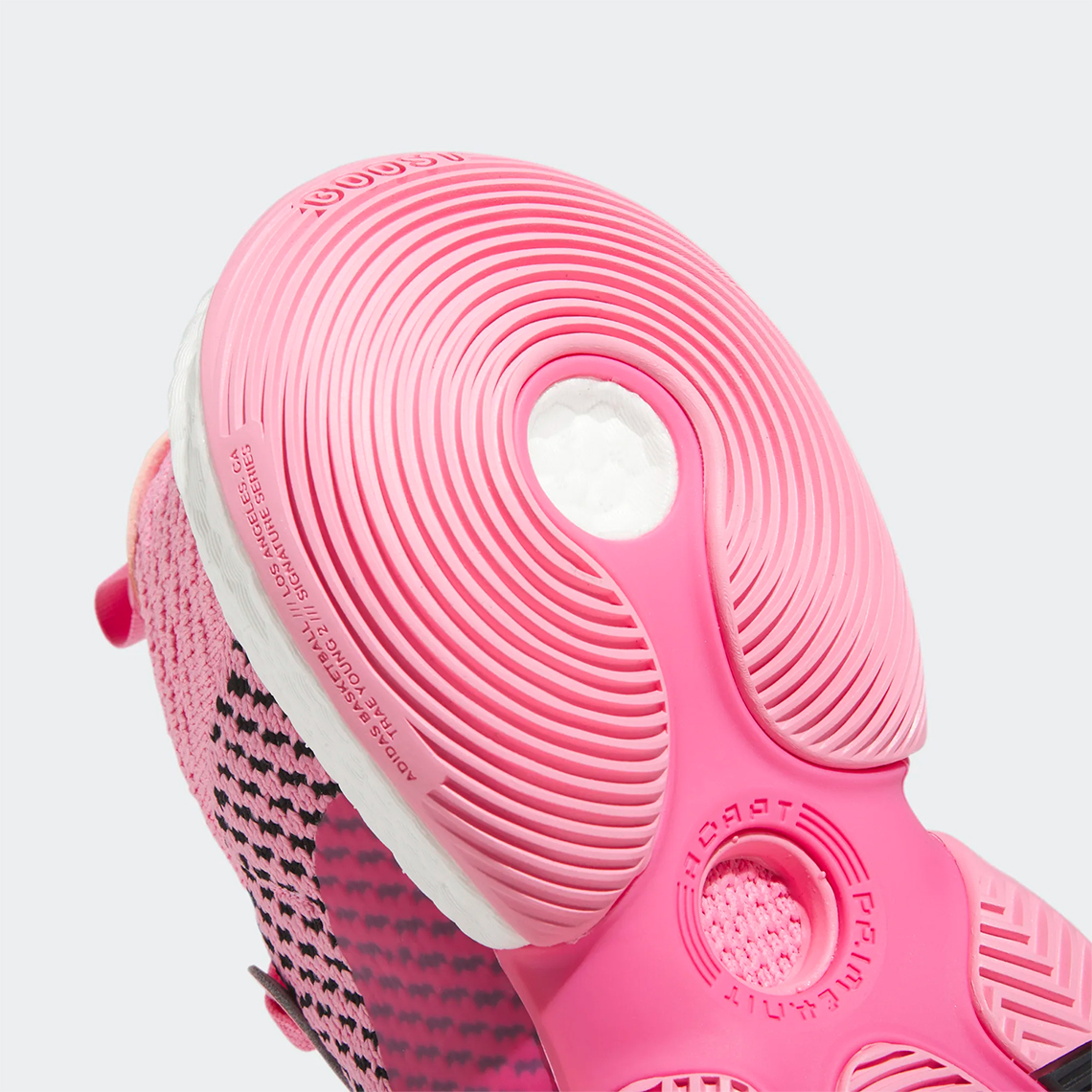 Giày adidas Trae Young 2 đón lấy tông màu Bliss Pink - 9