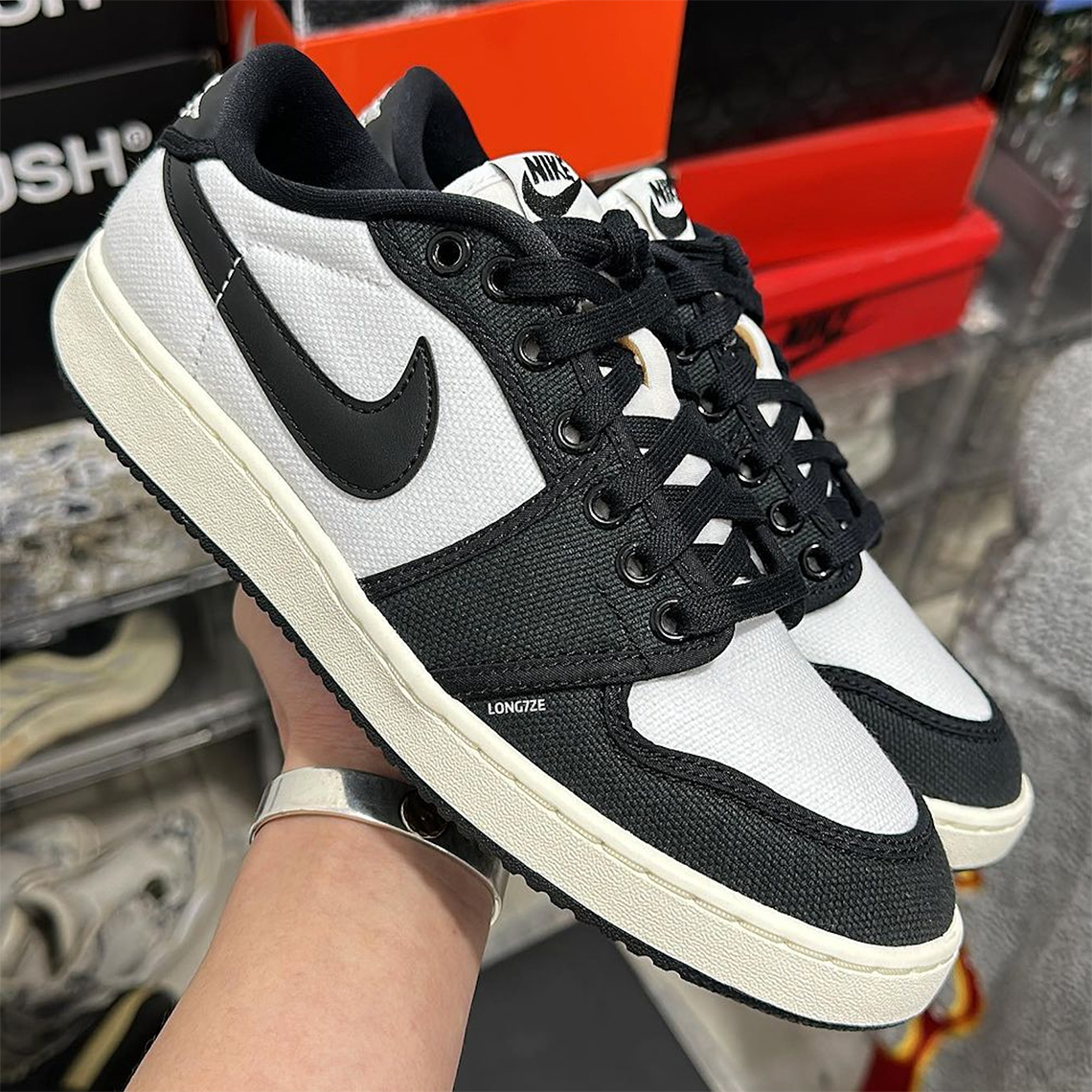 Giày Air Jordan 1 KO Low ra mắt phiên bản đen trắng đơn sắc - 2