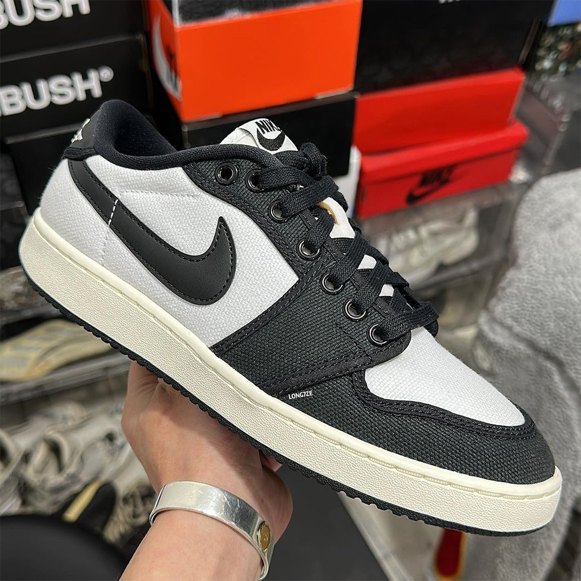 Giày Air Jordan 1 KO Low ra mắt phiên bản đen trắng đơn sắc - 3