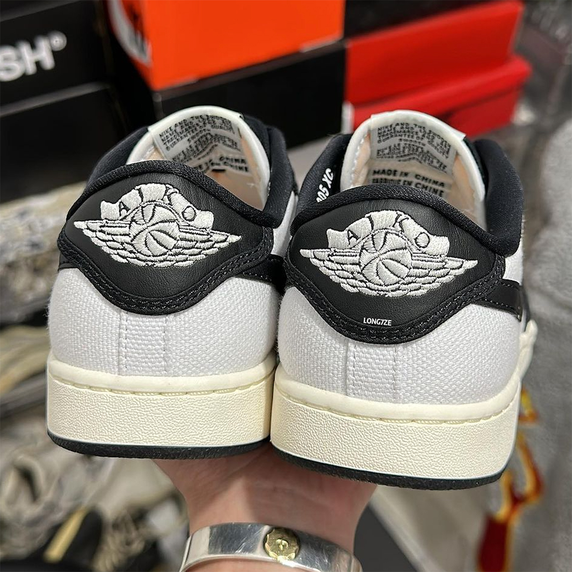 Giày Air Jordan 1 KO Low ra mắt phiên bản đen trắng đơn sắc - 5