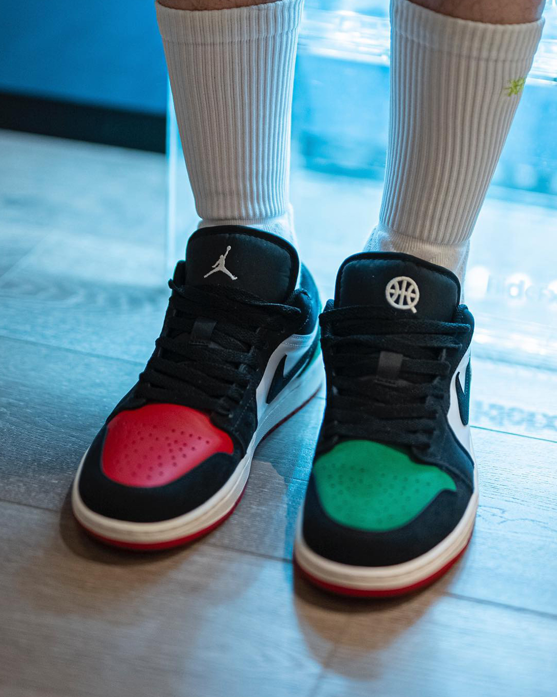 Giày Air Jordan 1 Low tham gia Quai 54 năm 2023 - 3