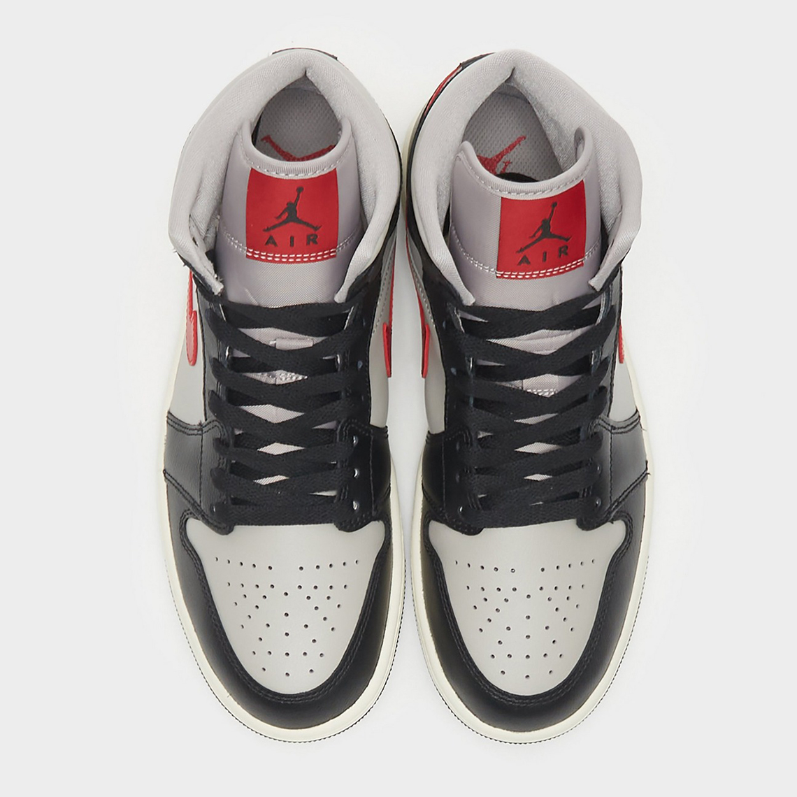 Giày Air Jordan 1 Mid phối màu đen, xám và đỏ ra mắt sắp tới - 4
