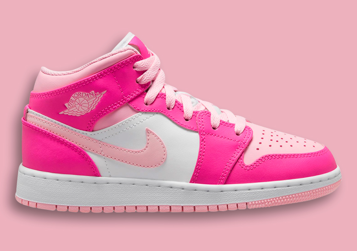 Giày Air Jordan 1 mới dành cho trẻ em với màu hồng pastel - 1