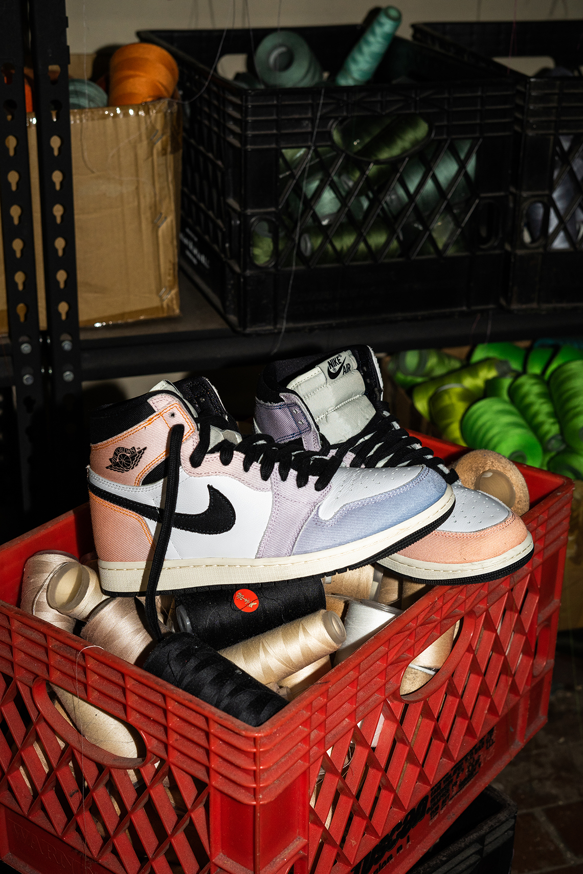 Giày Air Jordan 1 Skyline sẽ sớm được phát hành tại Extra Butter. - 3