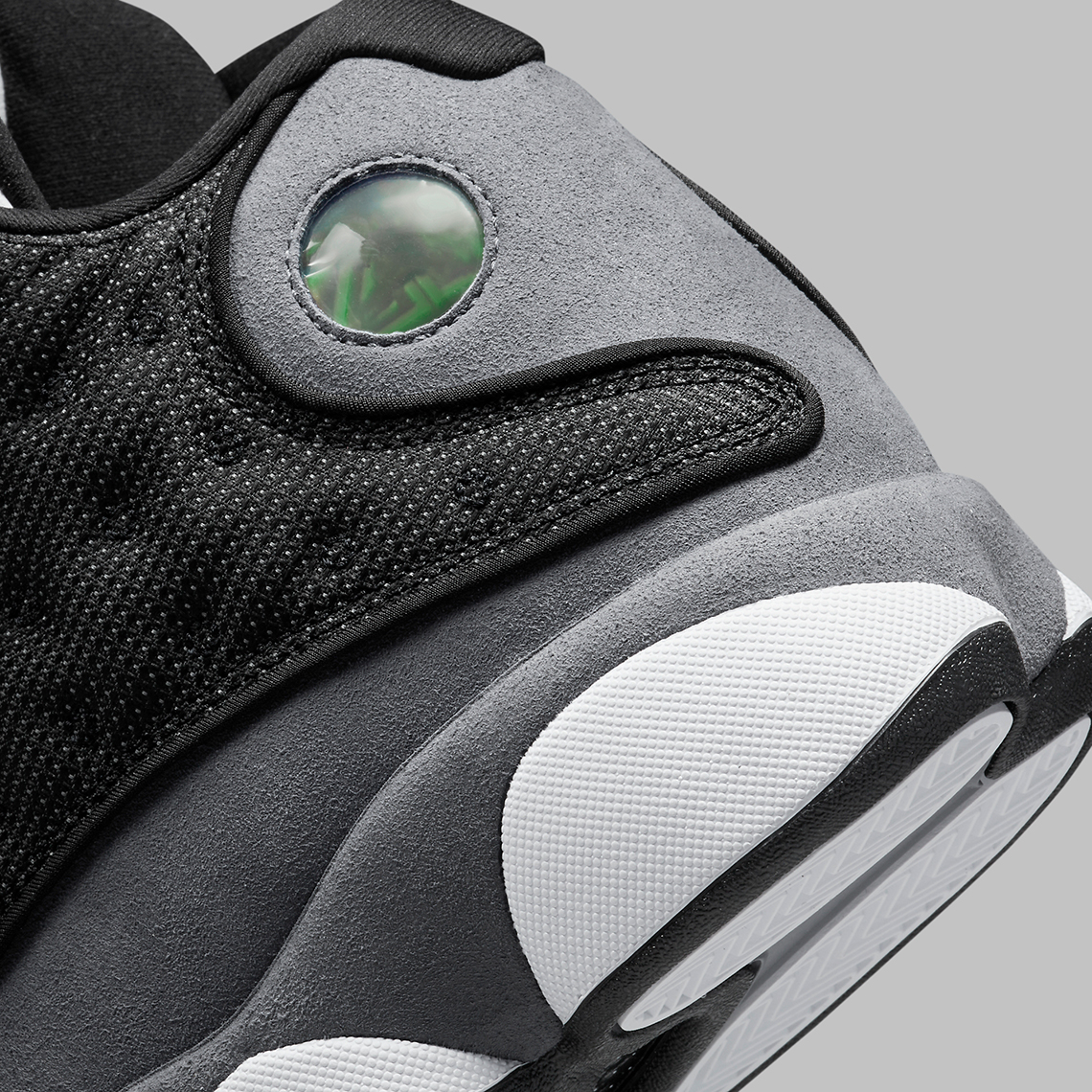 Giày Air Jordan 13 Black Flint ra mắt vào tháng 4 năm 2023 - 8