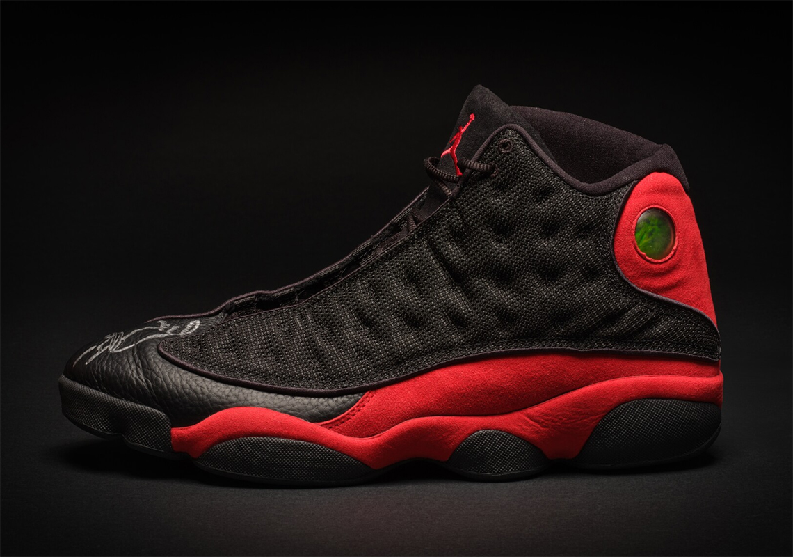 Giày Air Jordan 13 Bred được bán với giá kỷ lục 2.2 triệu USD tại đấu giá - 4