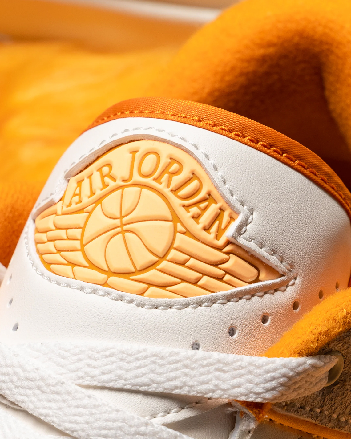 Giày Air Jordan 2 Low Melon Tint ra mắt vào thứ Tư - 3