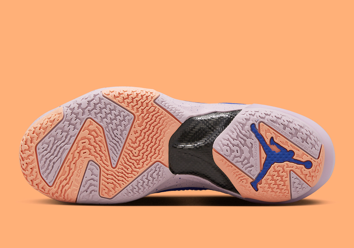 Giày Air Jordan 37 grade school ra mắt với màu sắc Minecraft Lapis - 5