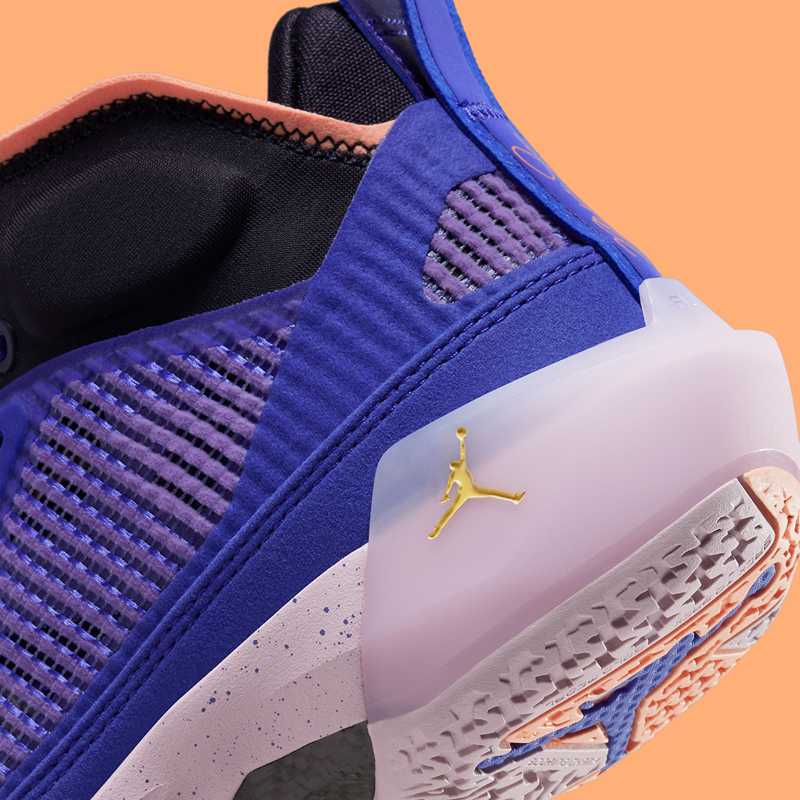 Giày Air Jordan 37 grade school ra mắt với màu sắc Minecraft Lapis - 8
