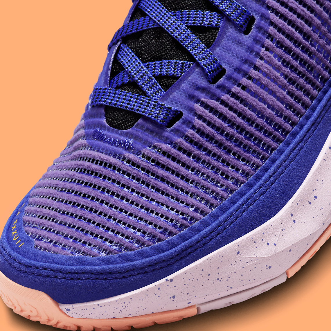 Giày Air Jordan 37 grade school ra mắt với màu sắc Minecraft Lapis - 9