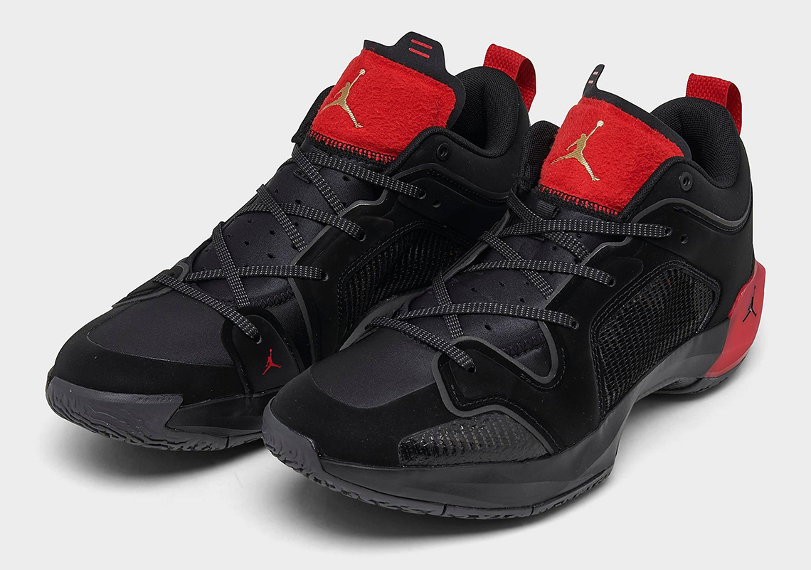 Giày Air Jordan 37 Low phát hành phiên bản Bred mới - 2