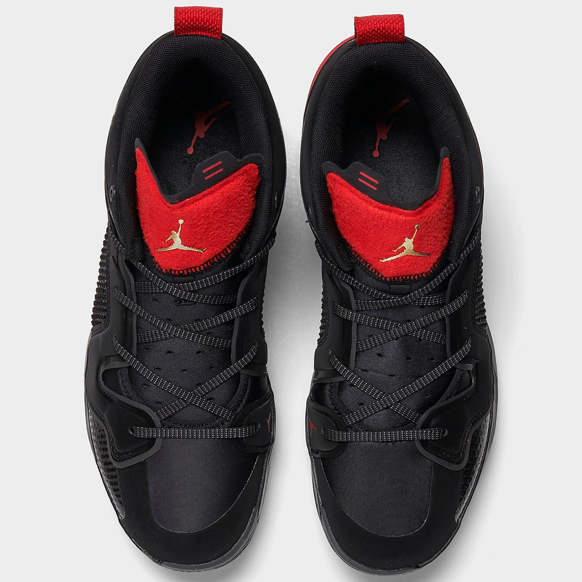 Giày Air Jordan 37 Low phát hành phiên bản Bred mới - 3