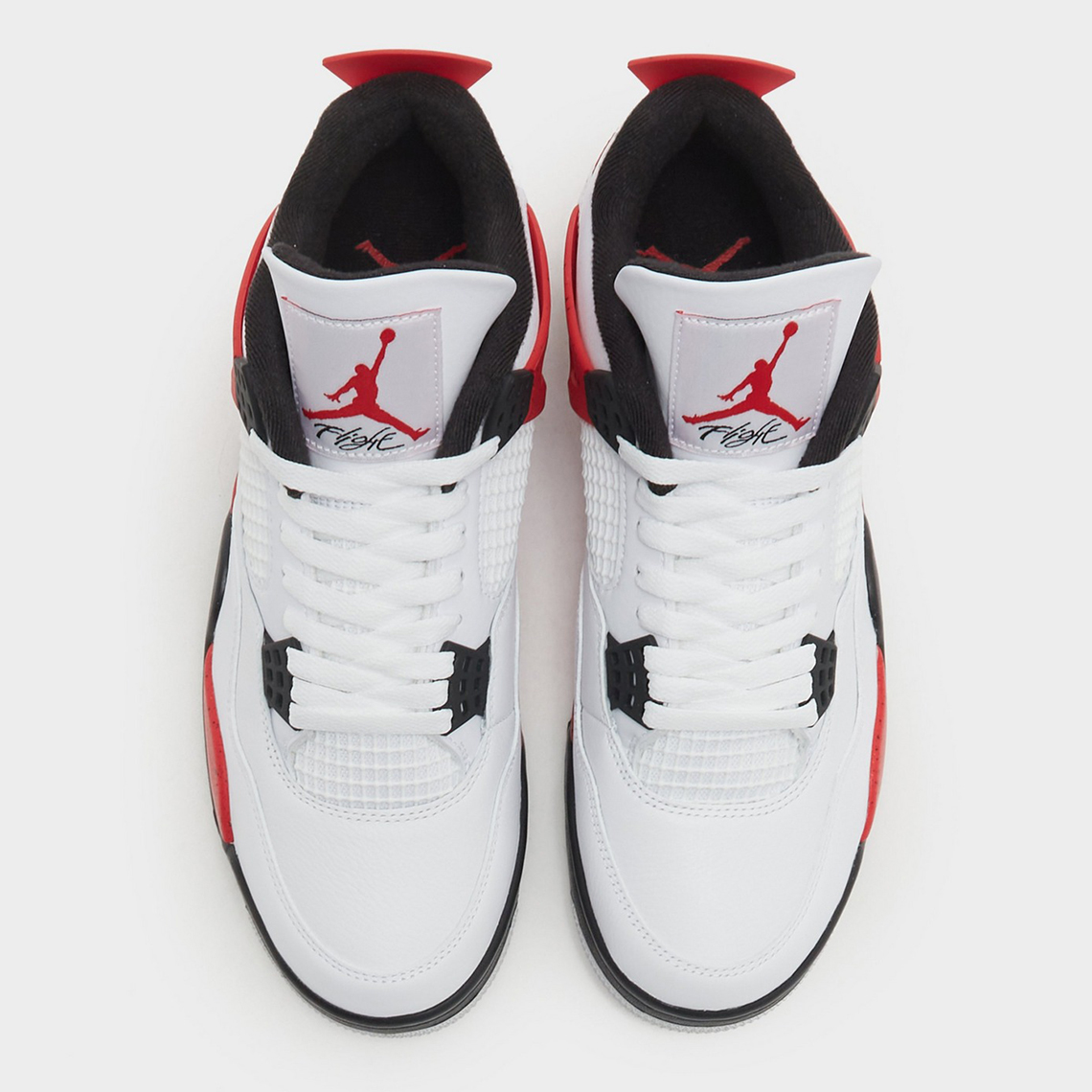 Giày Air Jordan 4 Red Cement phát hành đầy đủ các size cho gia đình vào tháng 8 này - 4