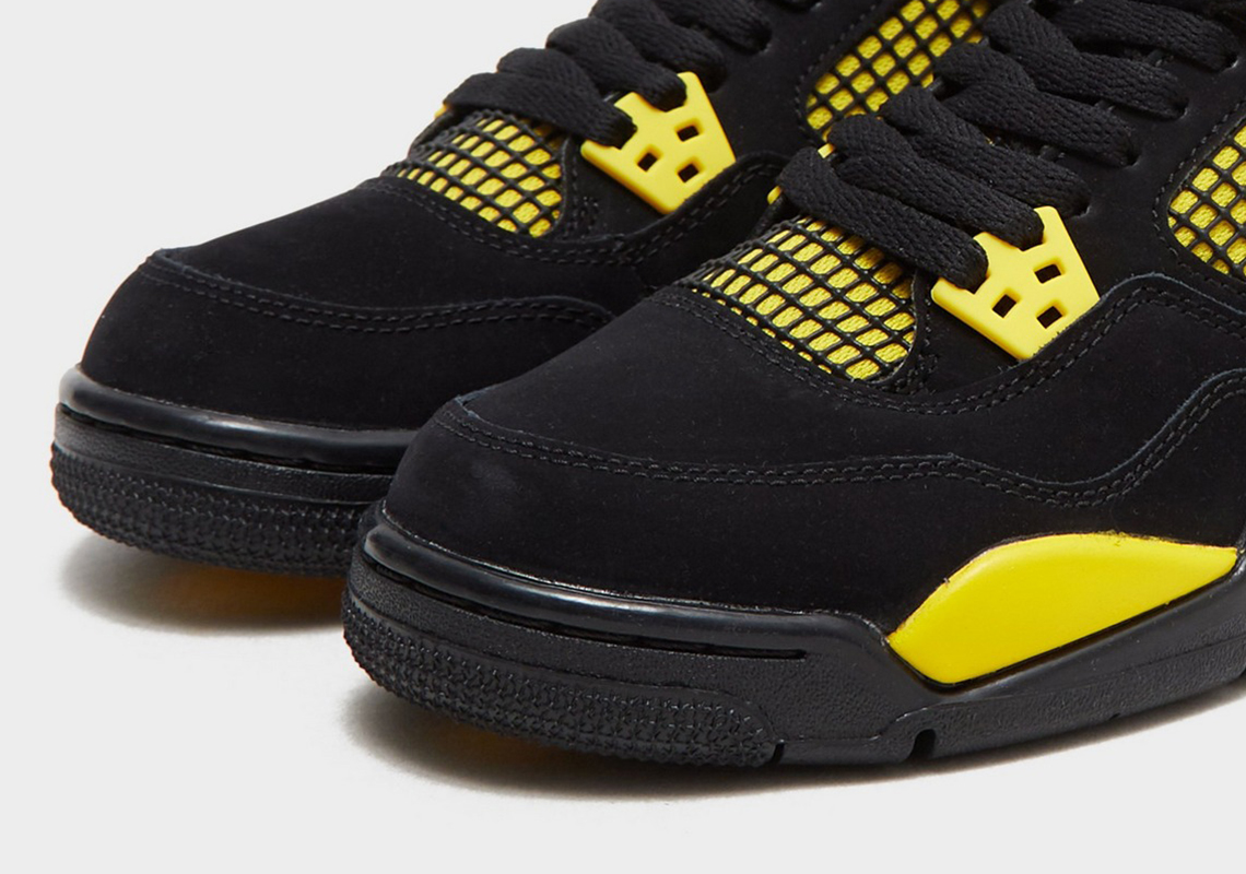Giày Air Jordan 4 Thunder sẽ phát hành với đầy đủ thông số kỹ thuật ban đầu - 13