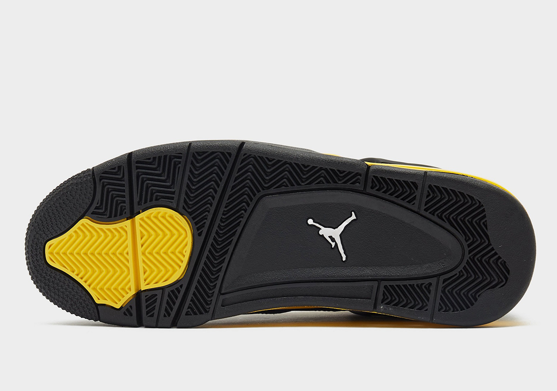 Giày Air Jordan 4 Thunder sẽ phát hành với đầy đủ thông số kỹ thuật ban đầu - 6