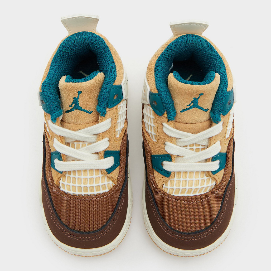 Giày Air Jordan 4 Tonal Brown Tới Tay Các Bé - 5