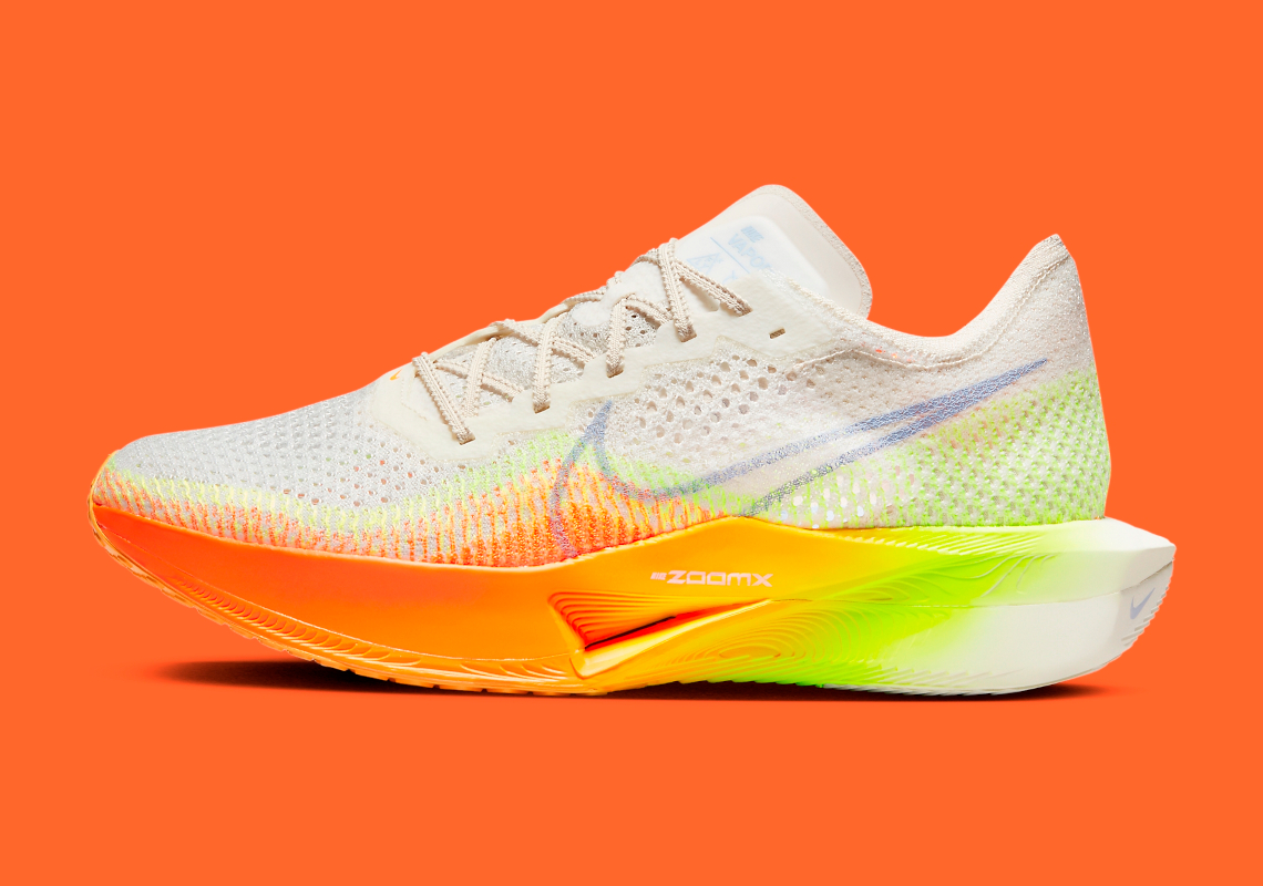 Giày chạy bộ Nike ZoomX Vaporfly 3 đậm chất cam và xanh neon - 1