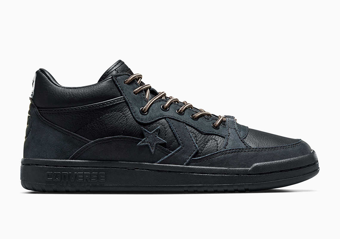 Giày Converse hợp tác với thương hiệu Alltimers cho mùa hè 2023 - 2