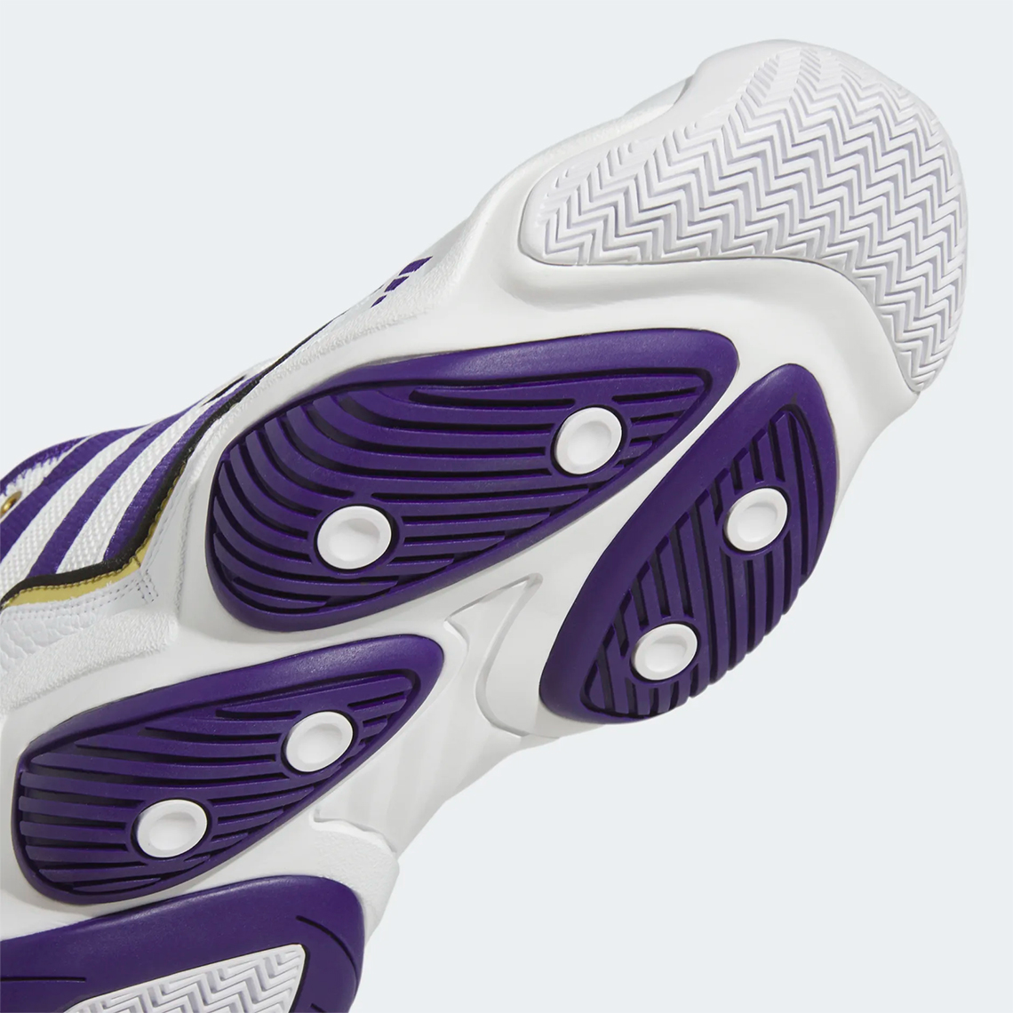 Giày đầu tiên của Kobe Bryant, adidas Top Ten 2010, sẽ sớm quay trở lại. - 17